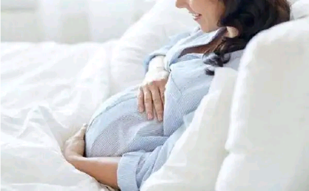 世纪助孕[供卵公立医院],美国试管婴儿囊胚着床的过程是怎样的？